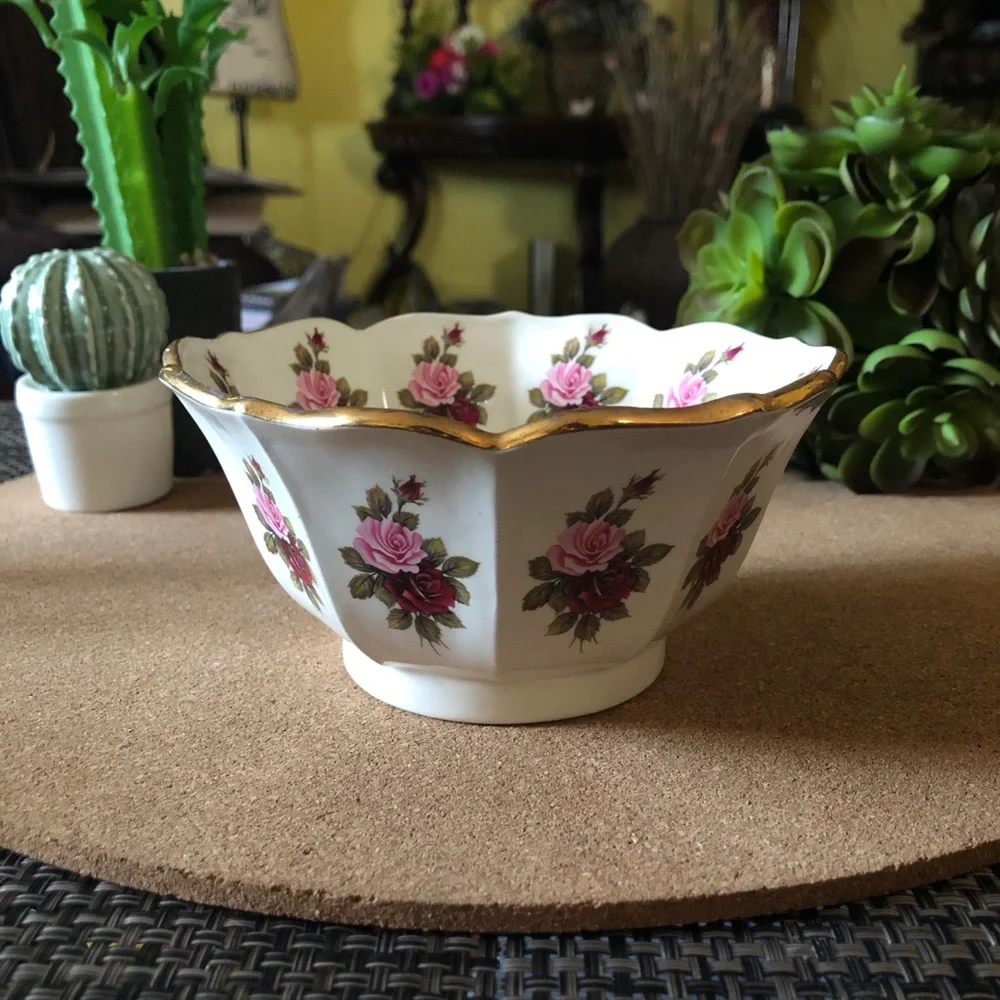 Vintage Rose Trinket Jewelry Dish - Picture 6 of 6